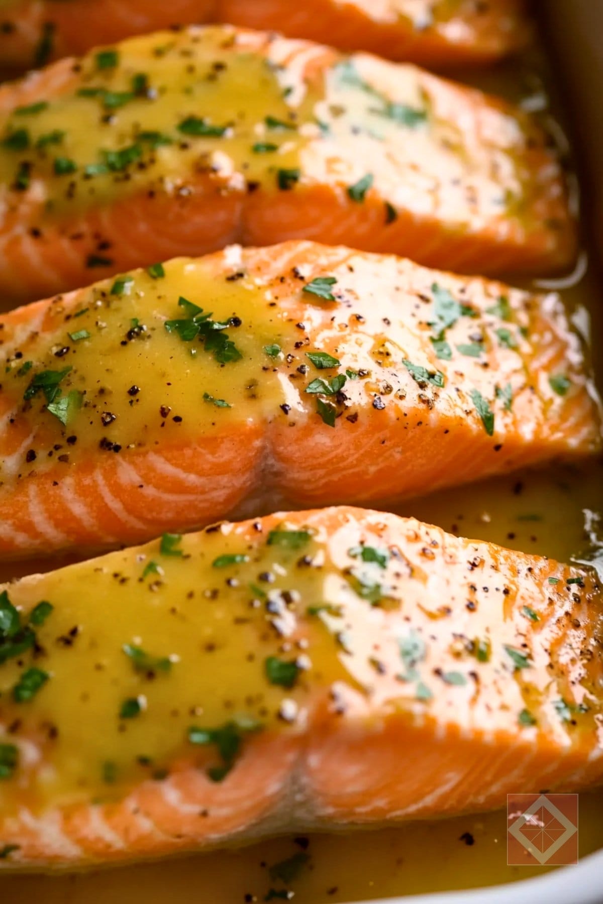 Tender & Juicy Salmon Recipe for Health & Flavor - Honey Mustard Glazed Salmon pin 1 midia